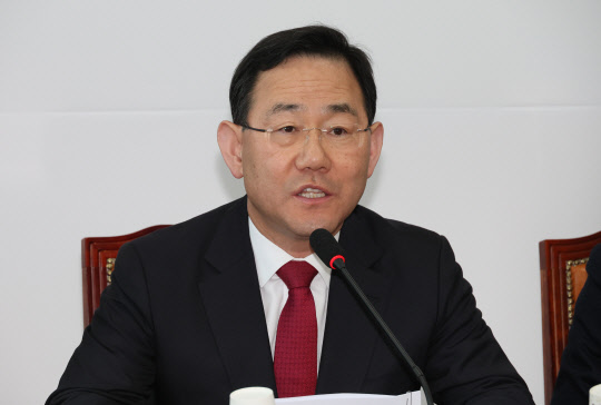 주호영 국민의힘 원내대표가 27일 오전 국회에서 열린 당 최고위원회의에서 발언하고 있다.<연합뉴스>